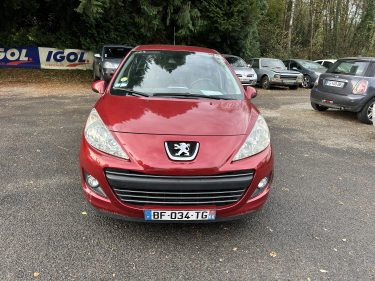 PEUGEOT 207 2011