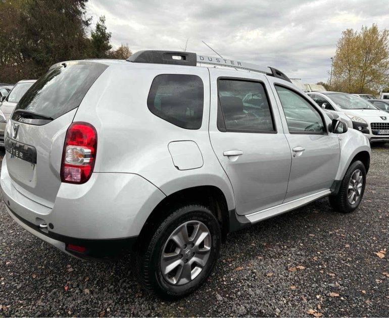 DACIA DUSTER 2015