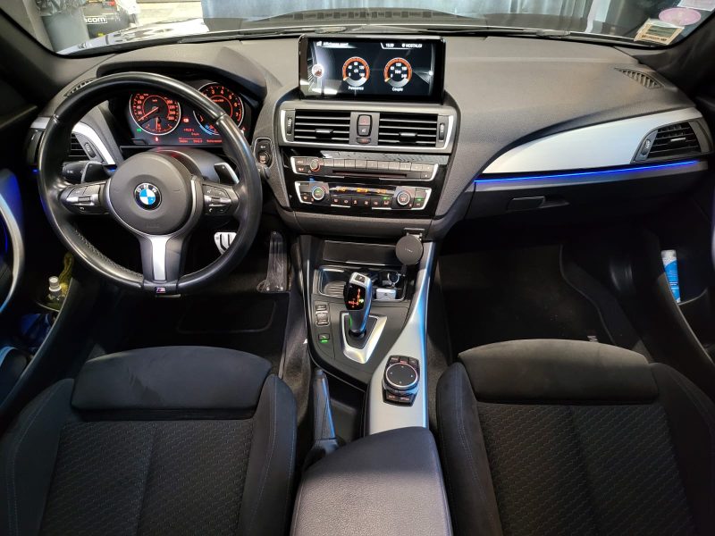 BMW SERIE 1 118i 136Cv MSPORT / TOIT OUVRANT / CARPLAY / LUMIERE D'AMBIANCE / CAMERA + RADAR AV/A