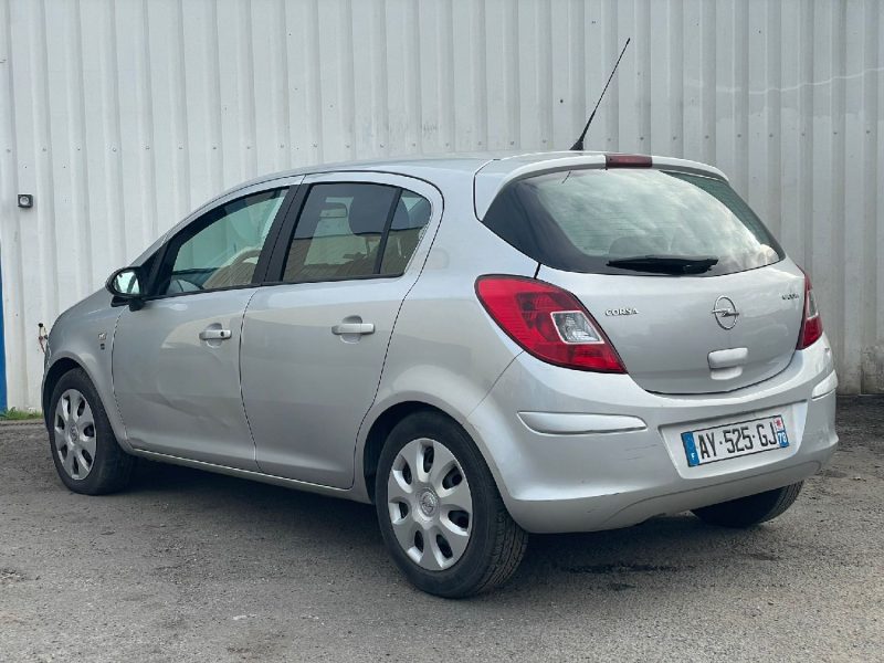 OPEL CORSA 2010