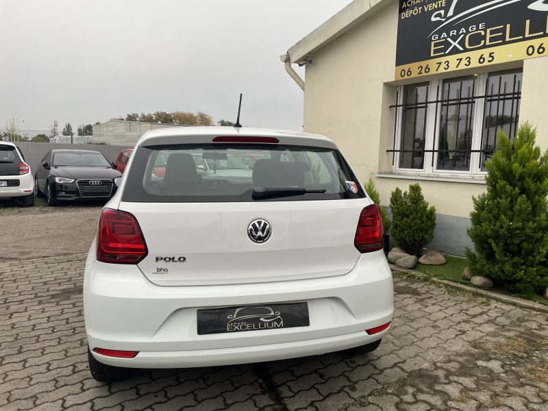 VOLKSWAGEN POLO BLANC 2014