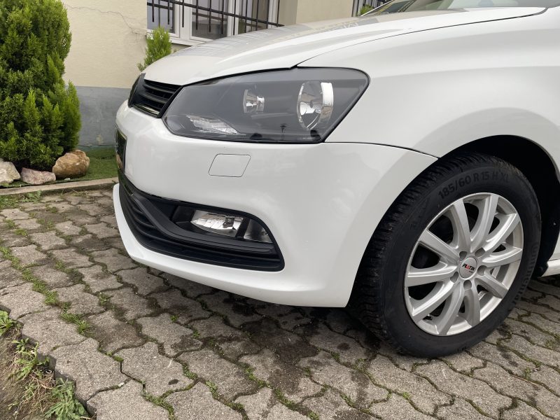 VOLKSWAGEN POLO BLANC 2014