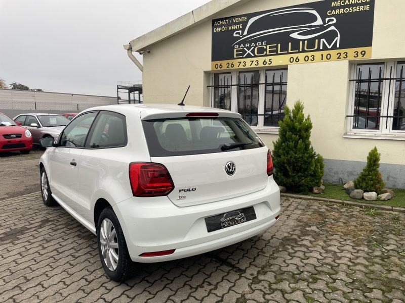 VOLKSWAGEN POLO BLANC 2014