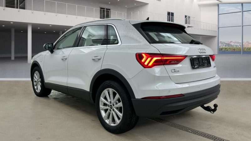 AUDI Q3 2023