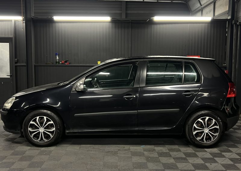 VOLKSWAGEN GOLF 5 V 1.4 75 Cv 5 PORTES CLIMATISATION BLUETOOTH ORIGINE FRANCE - GARANTIE 1 AN