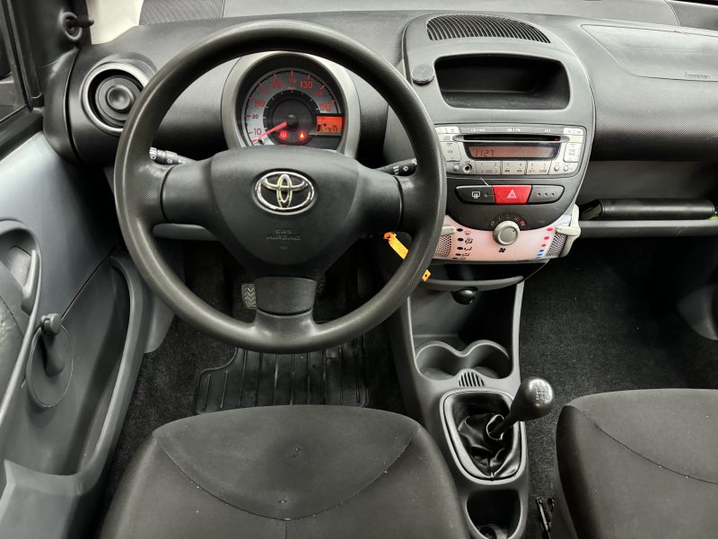 TOYOTA AYGO 2009