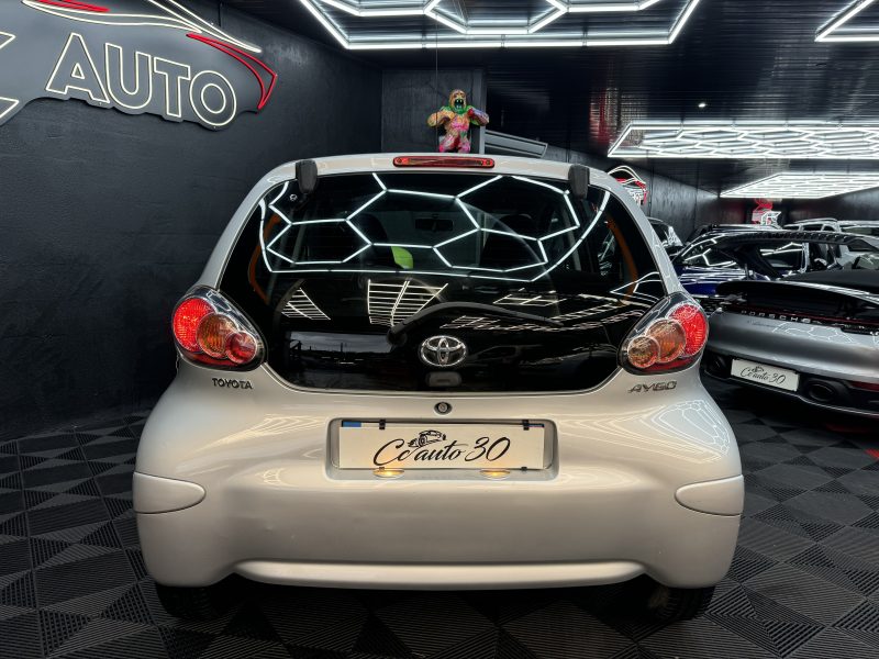 TOYOTA AYGO 2009