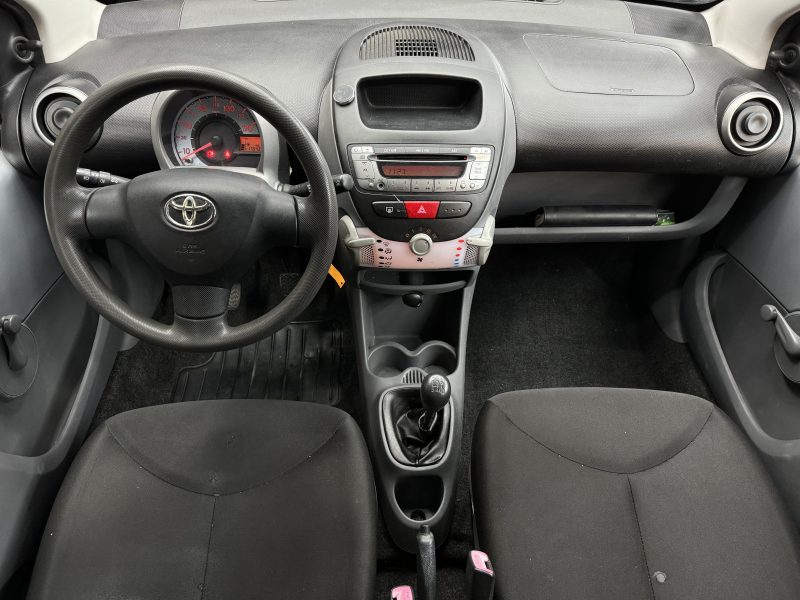 TOYOTA AYGO 2009