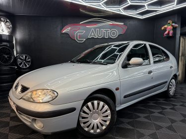 RENAULT MEGANE 1999