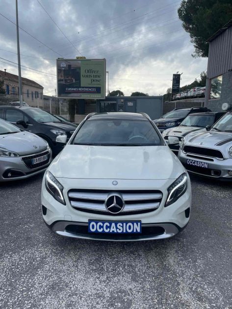 MERCEDES BENZ  2.0 GLA 250 211Cv