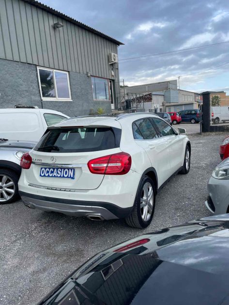 MERCEDES BENZ  2.0 GLA 250 211Cv