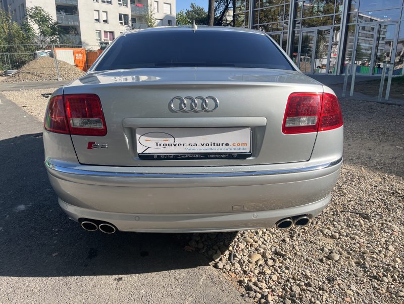 AUDI S8 2007