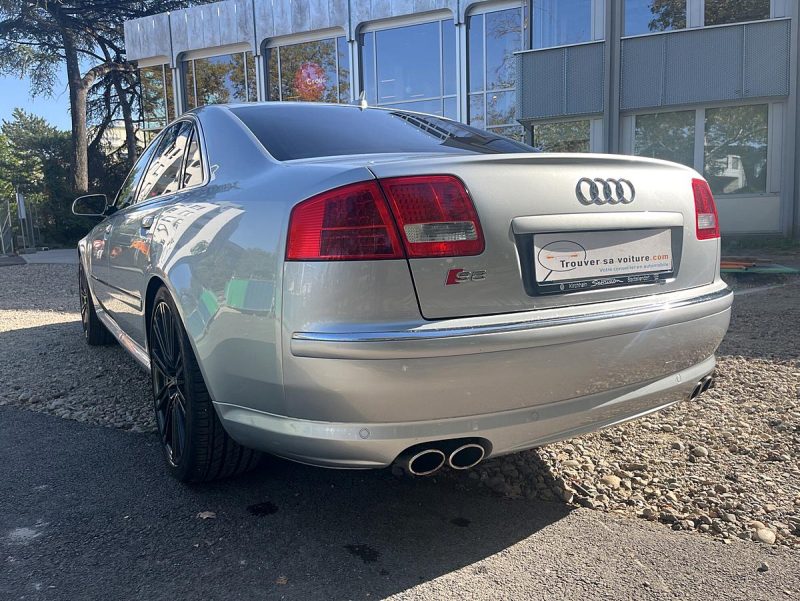 AUDI S8 2007