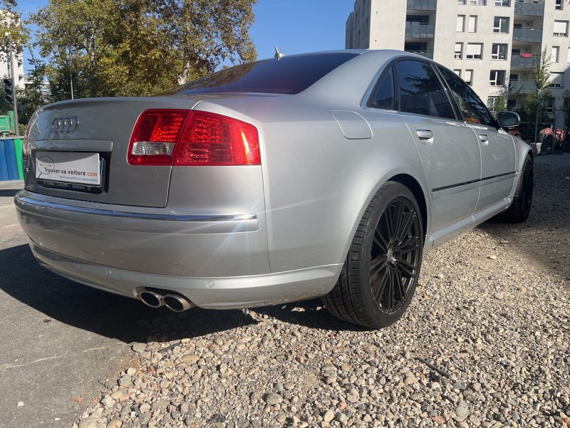 AUDI S8 2007