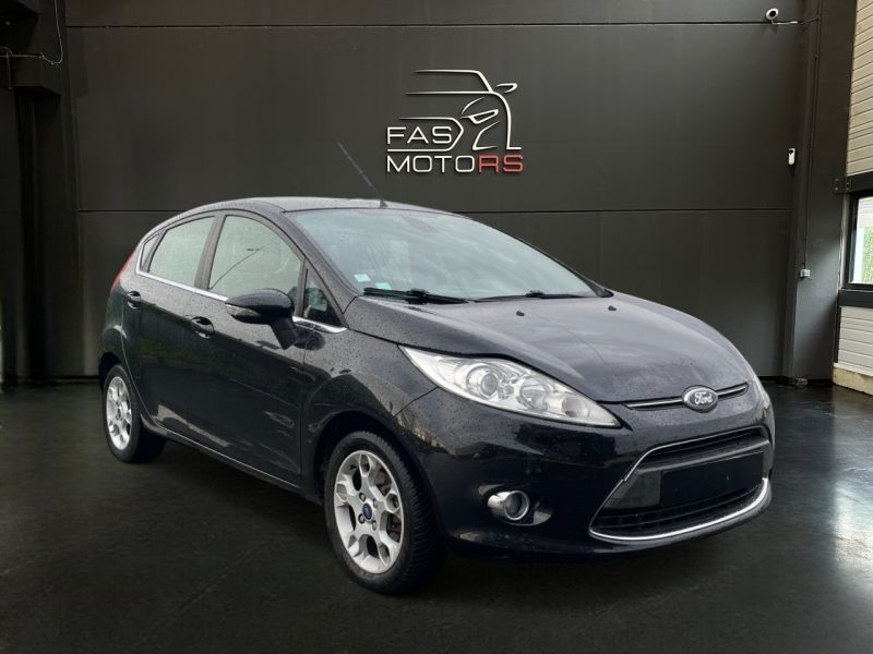 FORD FIESTA V TITANIUM 96 CV