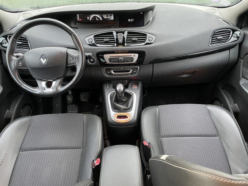 RENAULT SCENIC 1.2 TCE 130 BOSE EDITION 