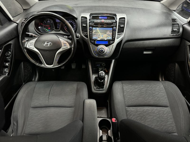 HYUNDAI IX20 2013