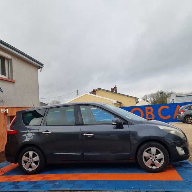 RENAULT MEGANE SCENIC 2012