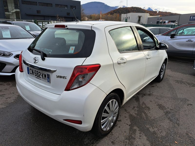 TOYOTA YARIS 2012