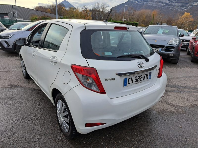 TOYOTA YARIS 2012