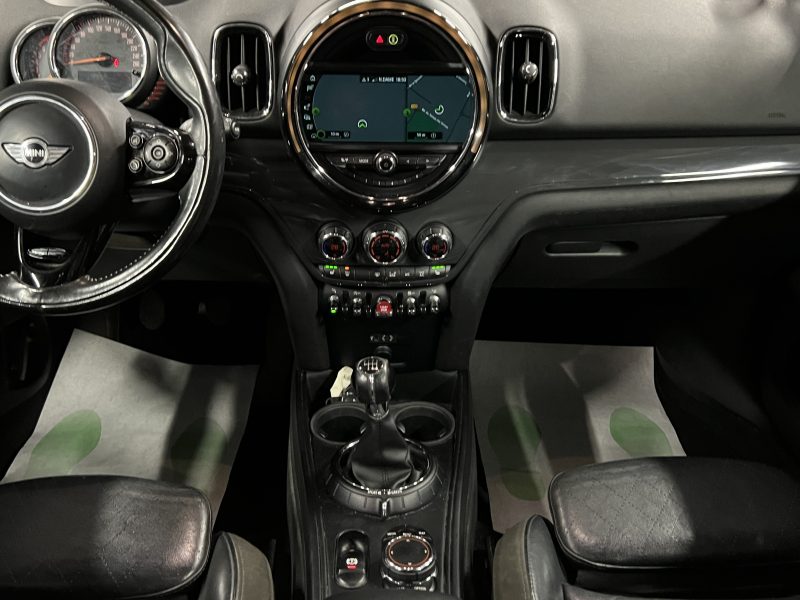 MINI COUNTRYMAN III F60 1.5 136 Cv 1ERE MAIN TOIT OUVRANT GPS CAMERA INTERIEUR CUIR - GARANTIE 1 AN