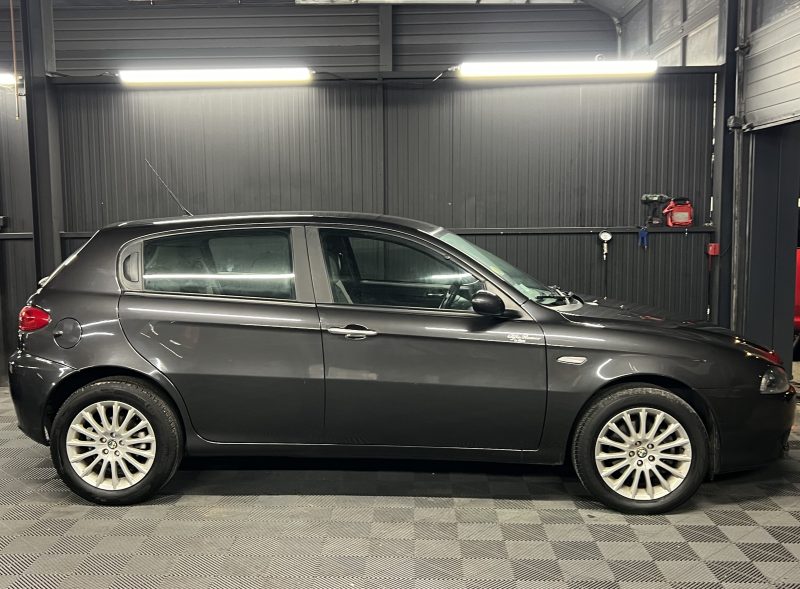 ALFA ROMEO 147 PHASE 2 1.6 TWIN SPARK 120 Cv ORIGINE FRANCE / REGULATEUR BLUETOOTH - GARANTIE 1 AN