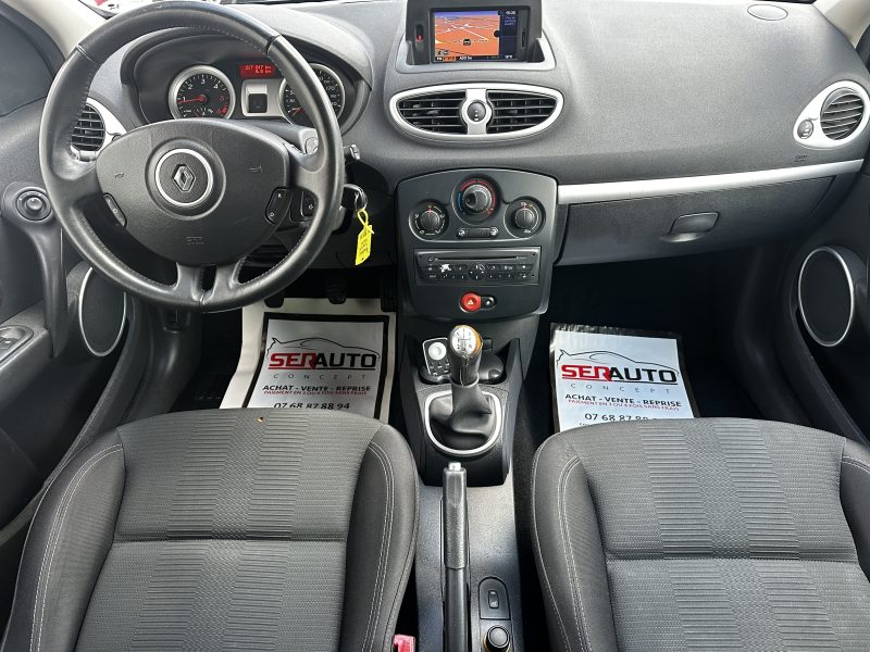 RENAULT CLIO III  2010