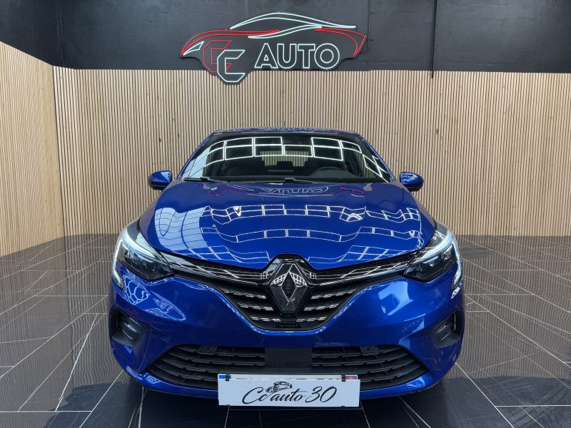 RENAULT CLIO 2021