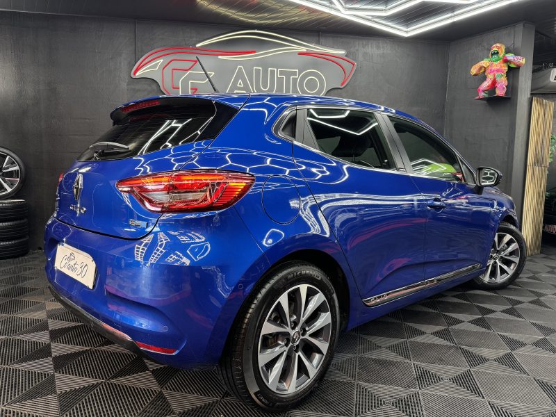 RENAULT CLIO 2021