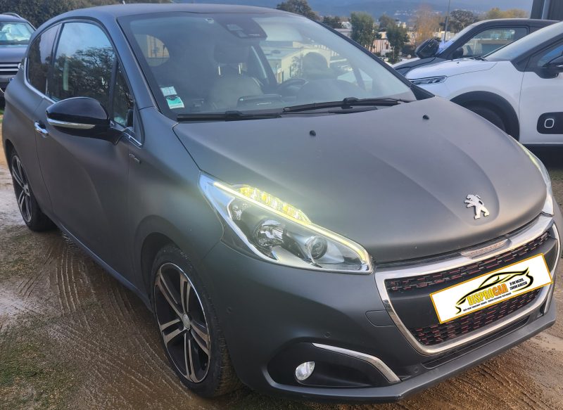 PEUGEOT 208 2016