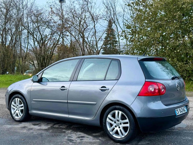 VOLKSWAGEN GOLF 2008