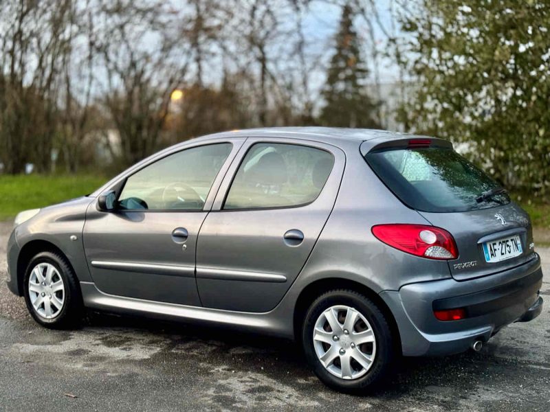 PEUGEOT 206+ 2009