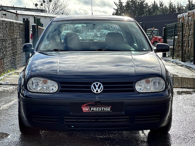 VOLKSWAGEN GOLF 2000