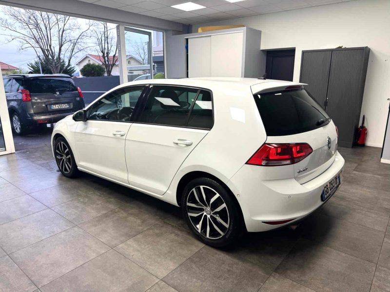 VOLKSWAGEN GOLF 2013