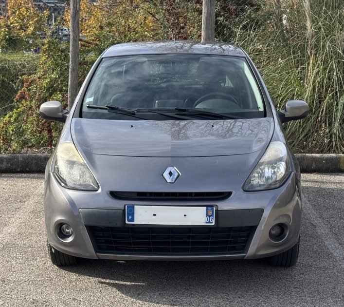 RENAULT CLIO dCi 90 Garmina Tomtom