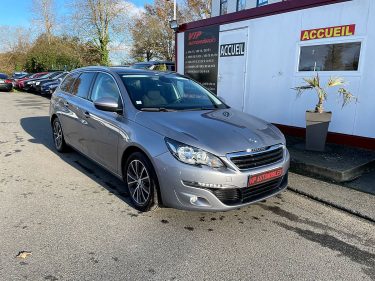 PEUGEOT 308 2015