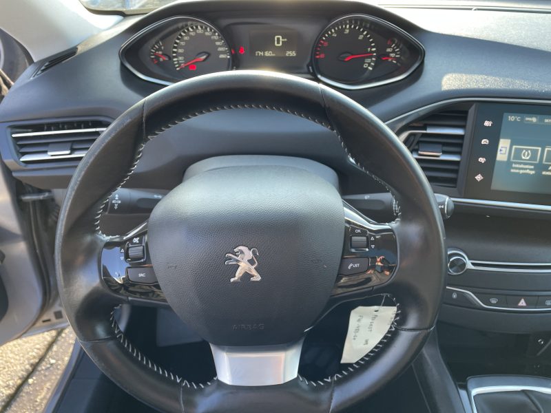 PEUGEOT 308 2015