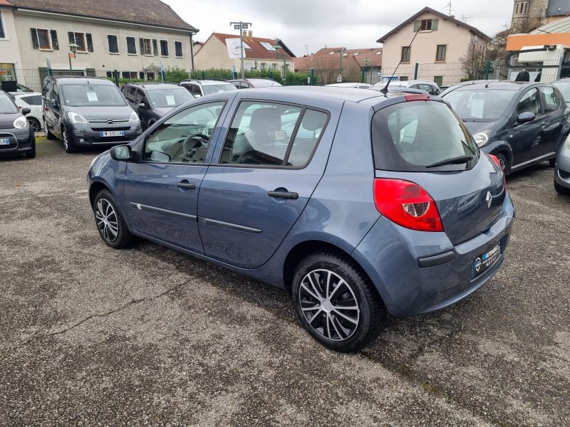 RENAULT CLIO III 1.2 16V 75 CV EXPRESSION