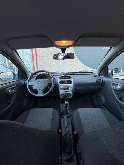 OPEL CORSA 1.2i 80 twinport 