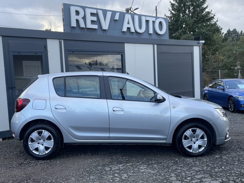 Dacia Sandero II Blue dCi 95ch City+ Climatisation / Bluetooth 105.000 km 07/2020 1ère main