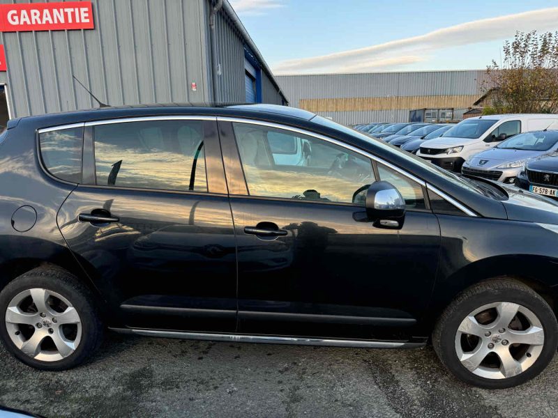 PEUGEOT 3008 1.6 HDi 110 PREMIUM