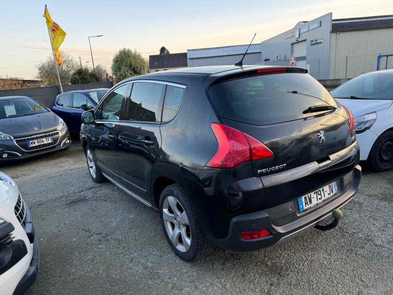 PEUGEOT 3008 1.6 HDi 110 PREMIUM