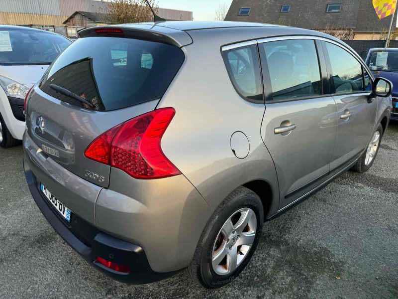 PEUGEOT 3008 1.6 HDi 110 BOITE AUTO