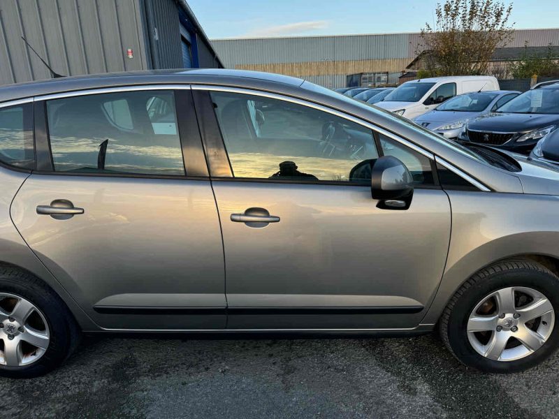 PEUGEOT 3008 1.6 HDi 110 BOITE AUTO