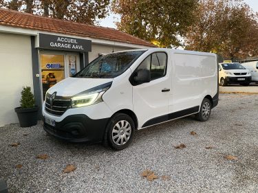 RENAULT TRAFIC 2021