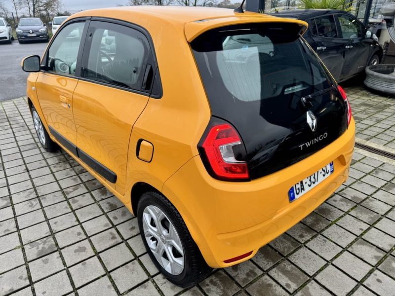 RENAULT TWINGO III 1.0 SCe 65CH ZEN