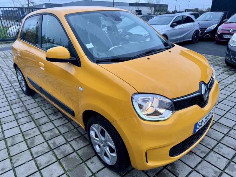 RENAULT TWINGO III 1.0 SCe 65CH ZEN