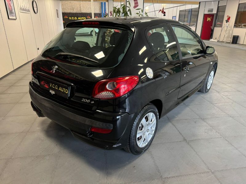 PEUGEOT 206+ 1.4E 75Ch TRENDY