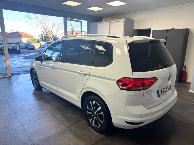 VOLKSWAGEN TOURAN 2020