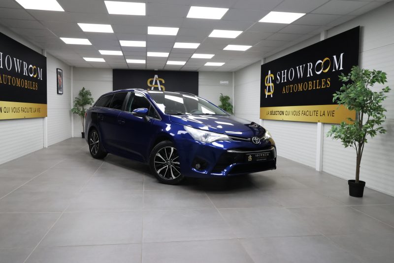 TOYOTA AVENSIS 2018